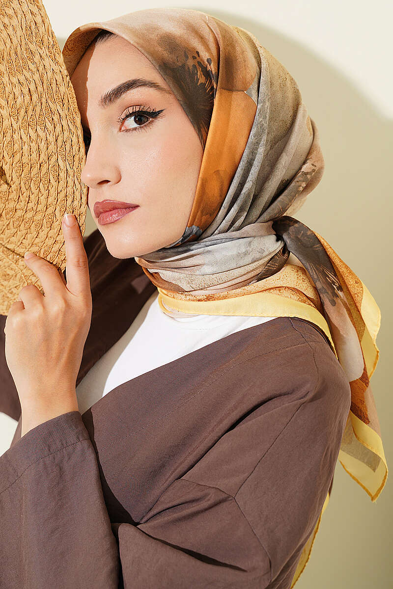 https://cdn.pazarium.com.tr/120-cm-flower-desen-esarp-sari-799558-19-B.jpg