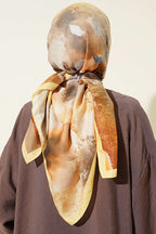 https://cdn.pazarium.com.tr/120-cm-flower-desen-esarp-sari-799560-19-B.jpg
