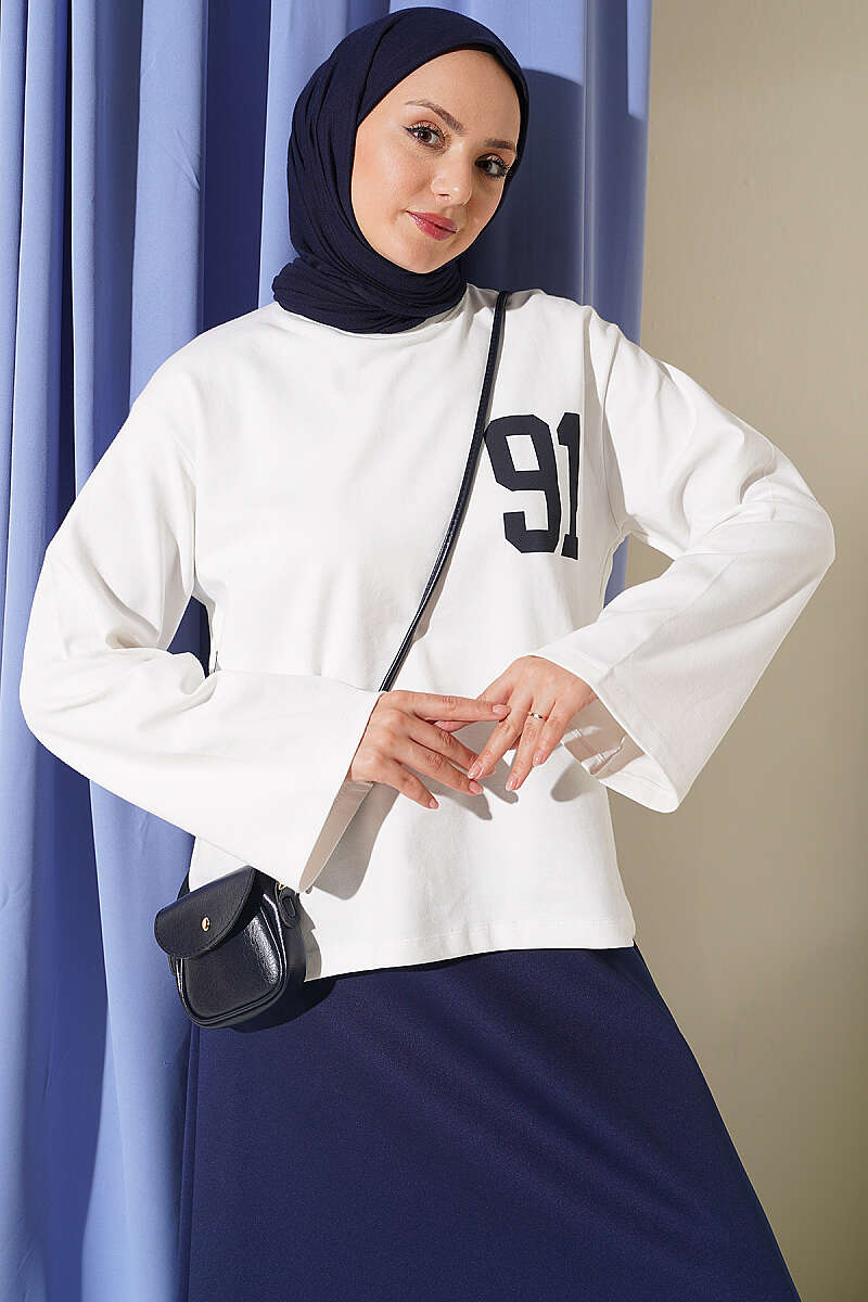 https://www.pazarium.com.tr/91-baskili-interlok-tunik-beyaz-830831-20-B.jpg
