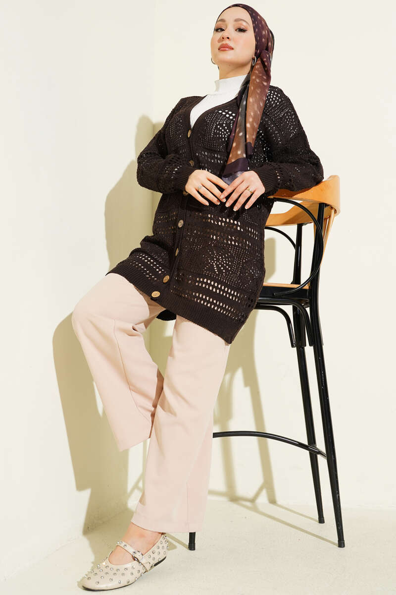 Cardigan en tricot ajouré Bitter Brown avec boutons en bois