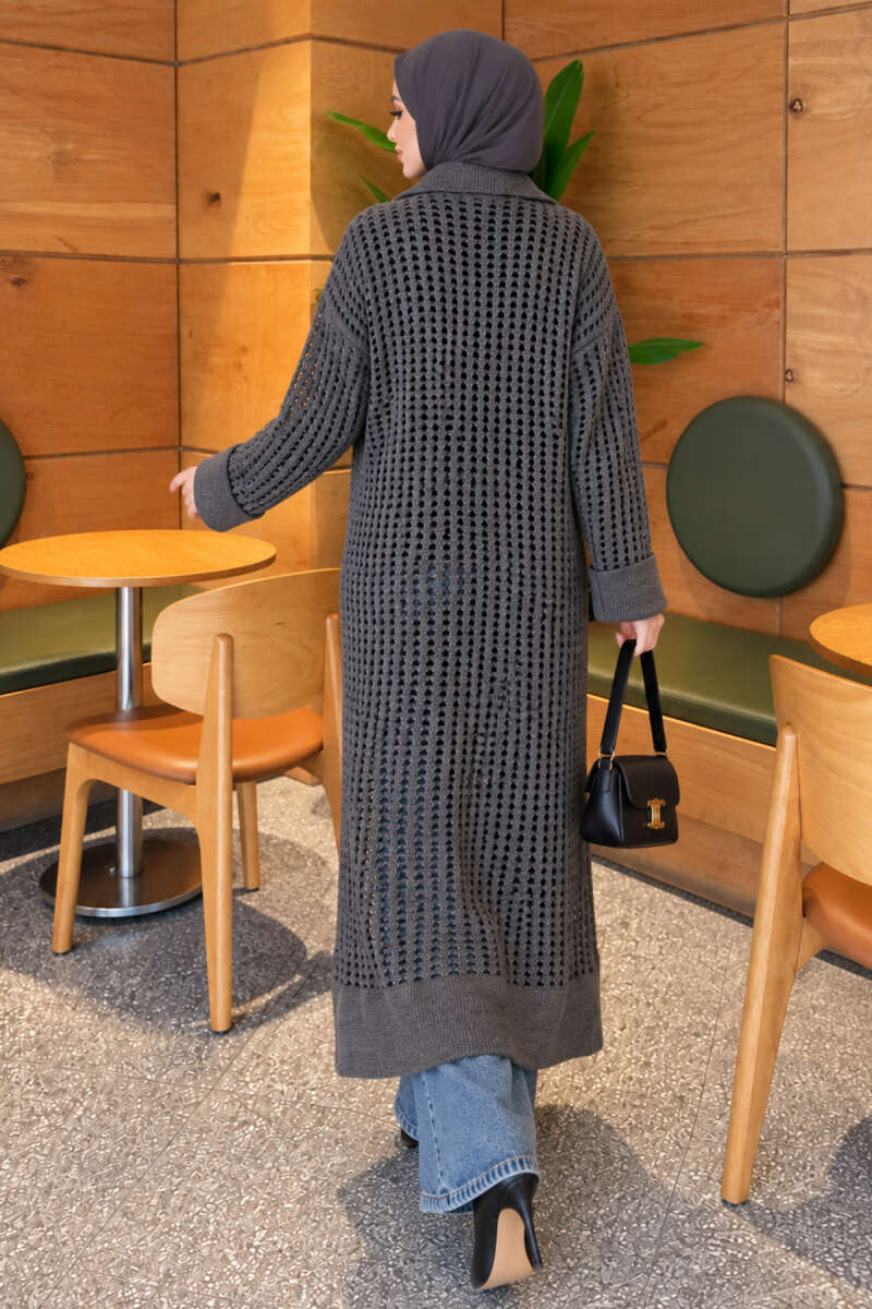 https://www.pazarium.com.tr/ajurlu-dugme-detayli-triko-hirka-fume-831477-20-B.jpg