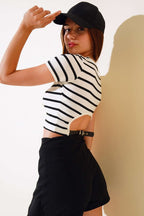 Arkası Kemerli Çizgili Crop
