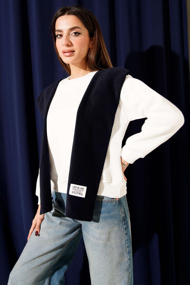 https://cdn.pazarium.com.tr/armali-polar-atkili-uc-iplik-sweatshirt-lacivert-711710-17-B.jpg
