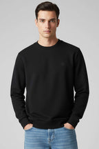 https://cdn.pazarium.com.tr/armali-selanik-sweatshirt-siyah-692985-16-B.jpg