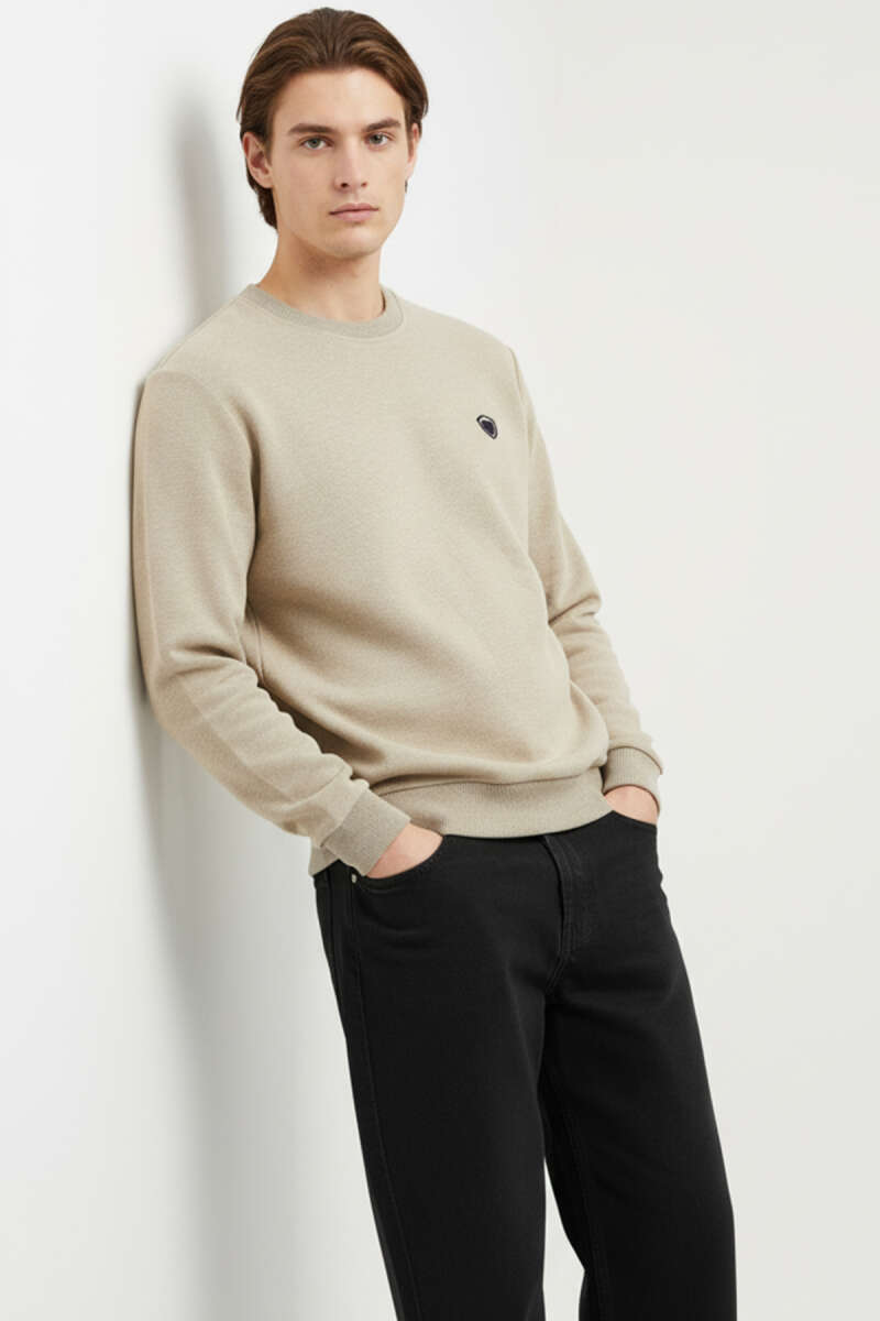https://cdn.pazarium.com.tr/armali-selanik-sweatshirtt-bej-692967-16-B.jpg