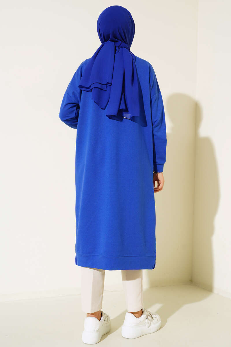 https://cdn.pazarium.com.tr/armali-uzun-basic-tunik-saks-435099-10-B.jpg