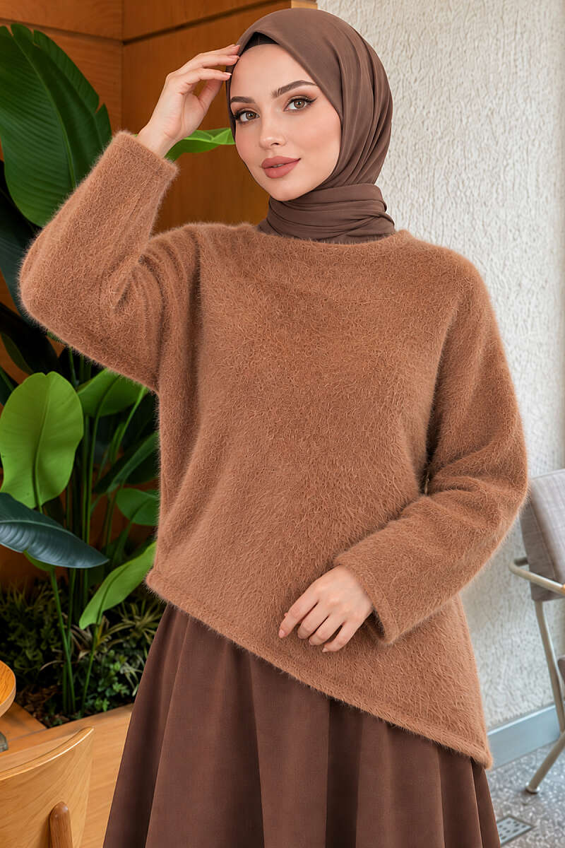 https://cdn.pazarium.com.tr/asimetrik-kesim-sakalli-kazak-latte-836550-20-B.jpg