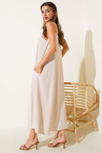 https://cdn.pazarium.com.tr/askili-basic-sifon-midi-elbise-tas-655108-15-B.jpg