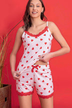 https://cdn.pazarium.com.tr/askili-kalp-desen-sortlu-pijama-takimi-ekru-603837-14-B.jpg