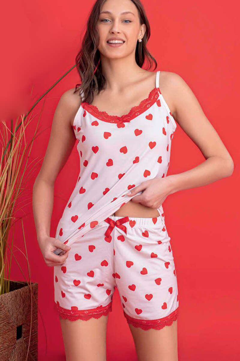 https://cdn.pazarium.com.tr/askili-kalp-desen-sortlu-pijama-takimi-ekru-603837-14-B.jpg