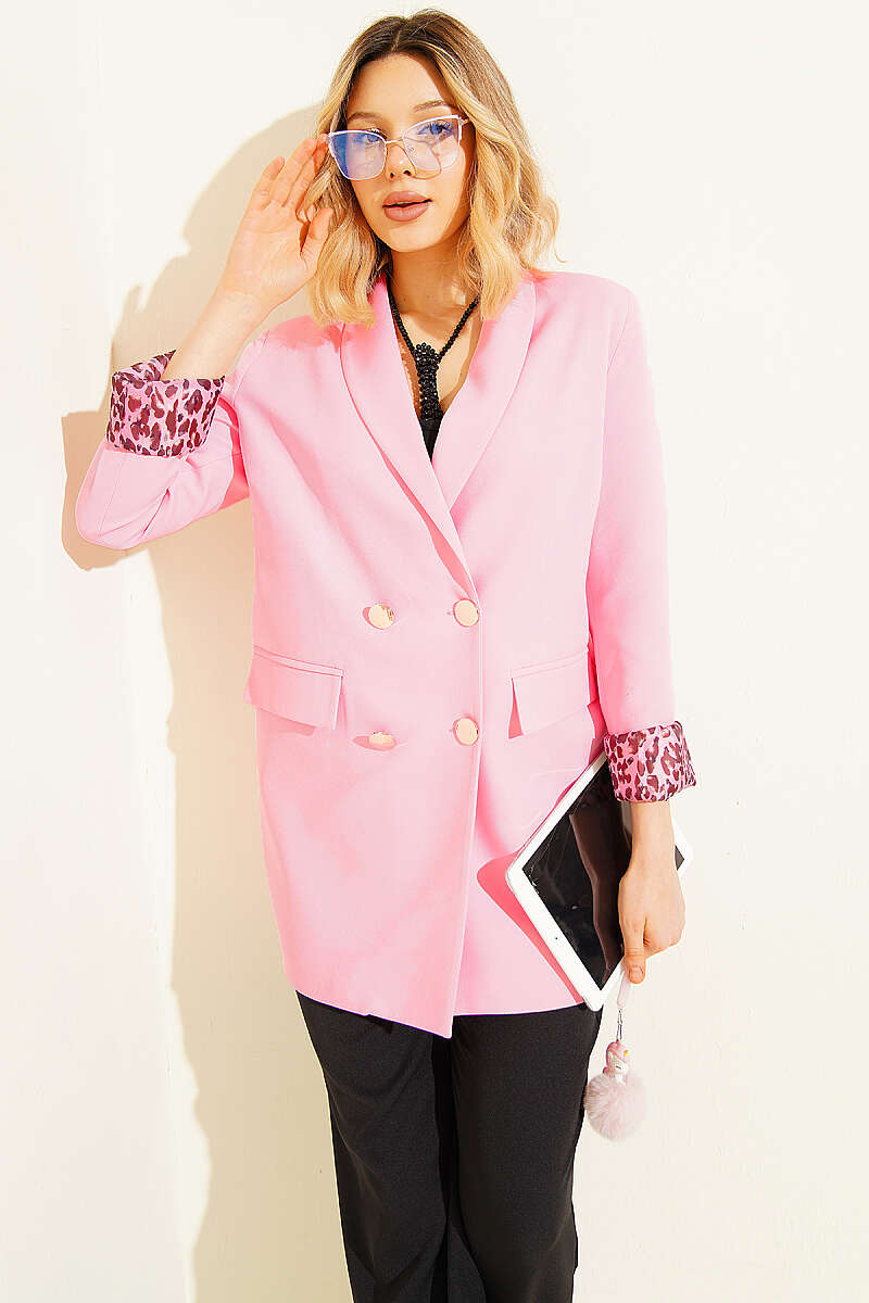 https://cdn.pazarium.com.tr/astari-leoparli-kruvaze-ceket-pembe-778903-19-B.jpg