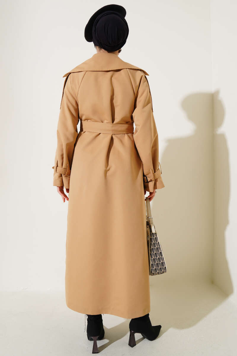 https://cdn.pazarium.com.tr/astarli-kusakli-uzun-trenckot-camel-561786-13-B.jpg