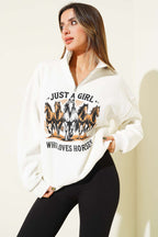 https://cdn.pazarium.com.tr/at-baskili-fermuarli-sardonlu-sweatshirt-ekru-694092-16-B.jpg