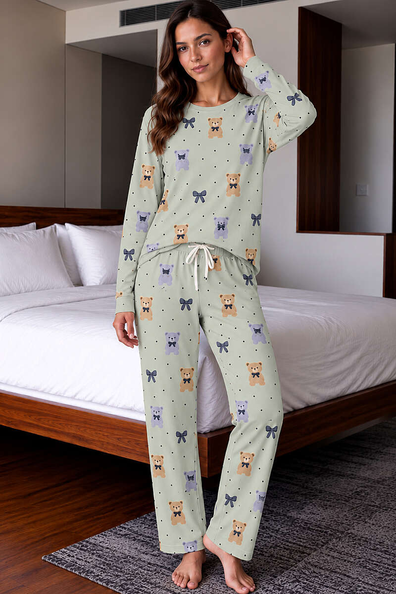 https://cdn.pazarium.com.tr/ayicik-desenli-bagcikli-kadin-pijama-takimi-asorti-2-842447-20-B.jpg