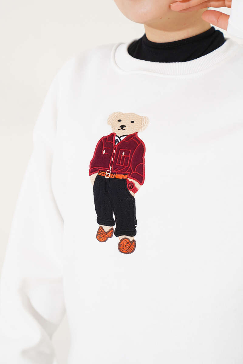 https://cdn.pazarium.com.tr/ayicik-nakis-uc-iplik-sweatshirt-beyaz-565568-13-B.jpg