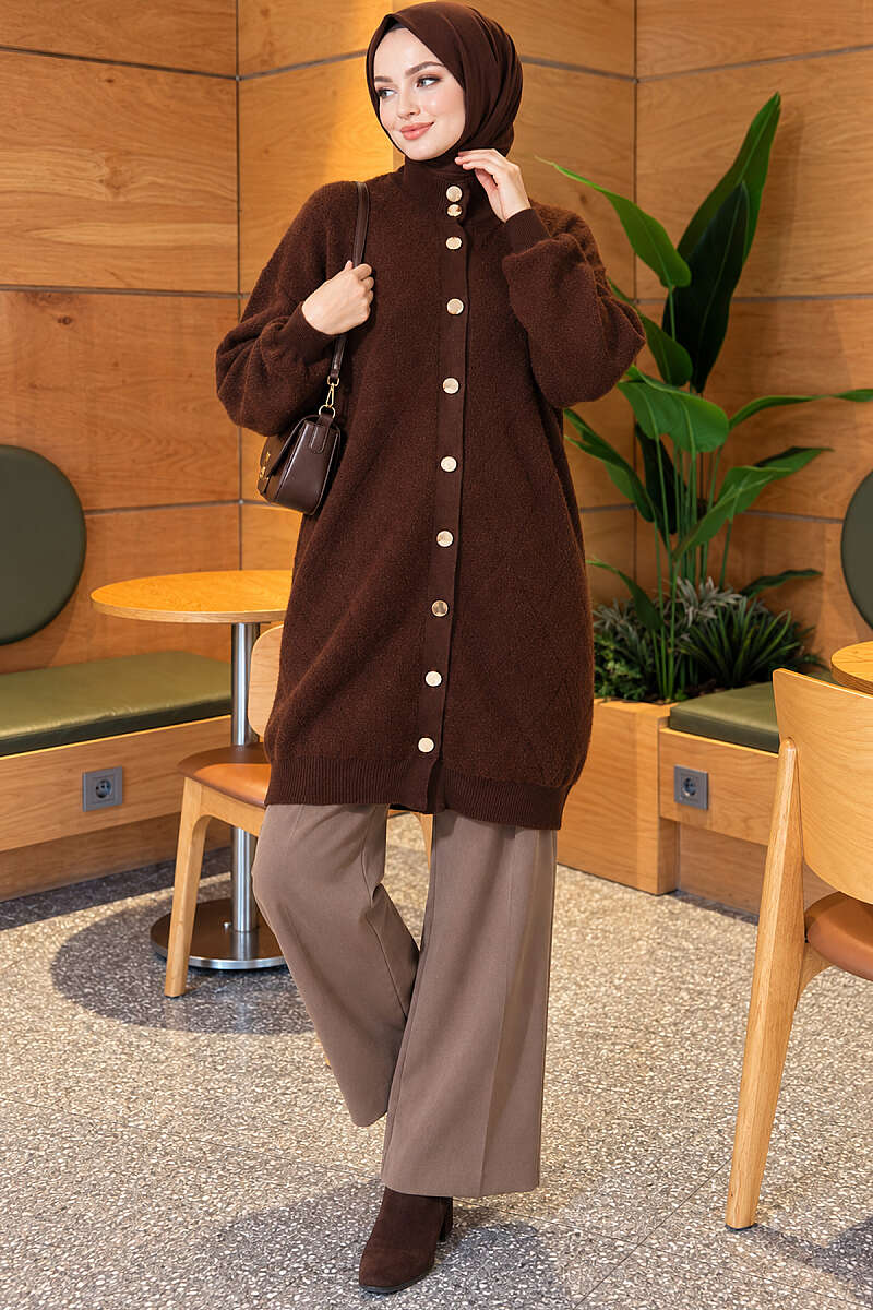 https://cdn.pazarium.com.tr/baklava-desenli-dugmeli-sakalli-hirka-kahve-828229-20-B.jpg
