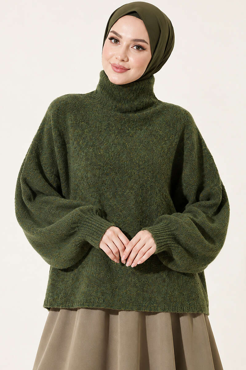 https://cdn.pazarium.com.tr/balikci-yaka-oversize-triko-kazak-yesil-823906-20-B.jpg