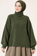 https://cdn.pazarium.com.tr/balikci-yaka-oversize-triko-kazak-yesil-823907-20-B.jpg