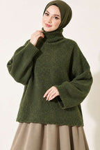 https://cdn.pazarium.com.tr/balikci-yaka-oversize-triko-kazak-yesil-824003-20-B.jpg