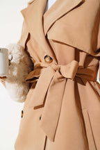 https://cdn.pazarium.com.tr/balon-kol-kusakli-kisa-trenckot-camel-540057-12-B.jpg