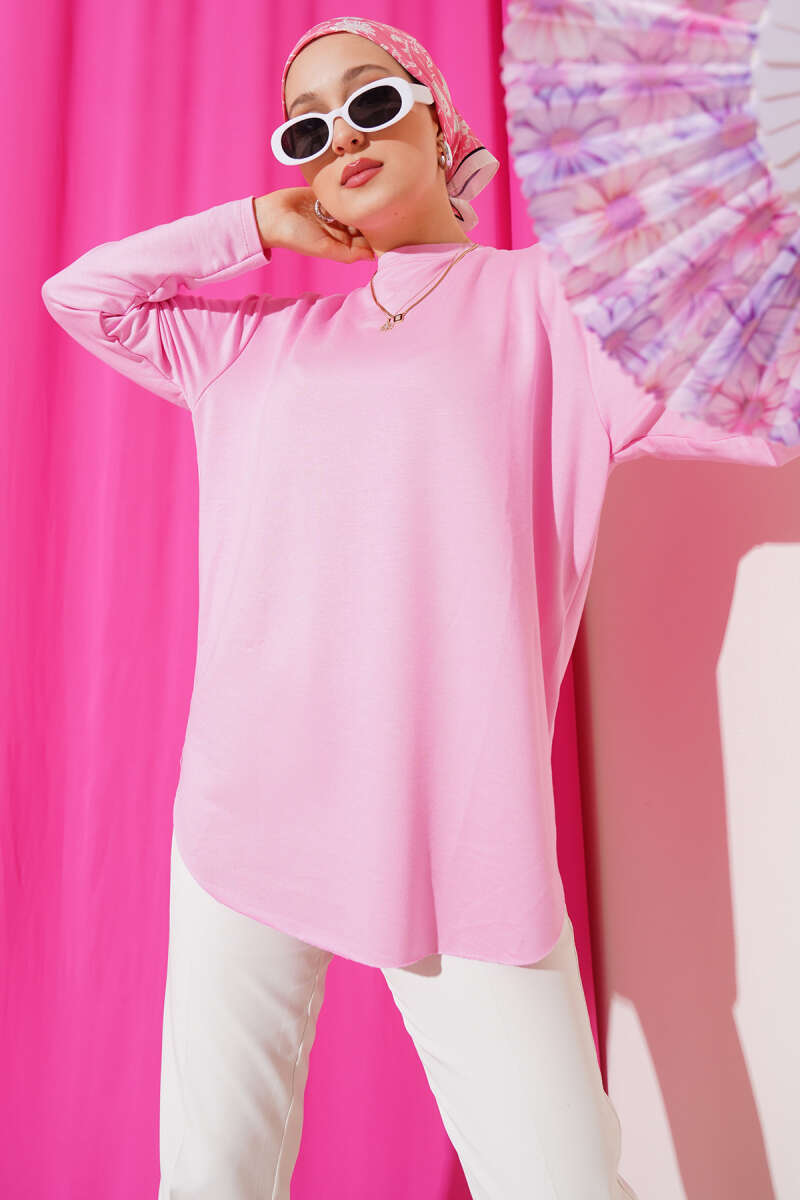 https://cdn.pazarium.com.tr/basic-alt-dikissiz-tunik-pembe-656567-15-B.jpg