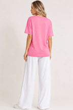 https://cdn.pazarium.com.tr/basic-bisiklet-yaka-detayli-t-shirt-pembe-808114-19-B.jpg