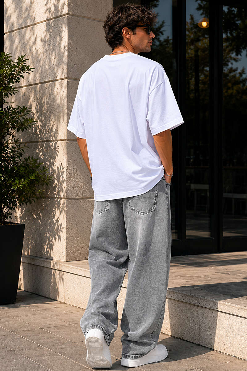 https://cdn.pazarium.com.tr/basic-bisiklet-yaka-oversize-erkek-t-shirt-beyaz-786651-19-B.jpg