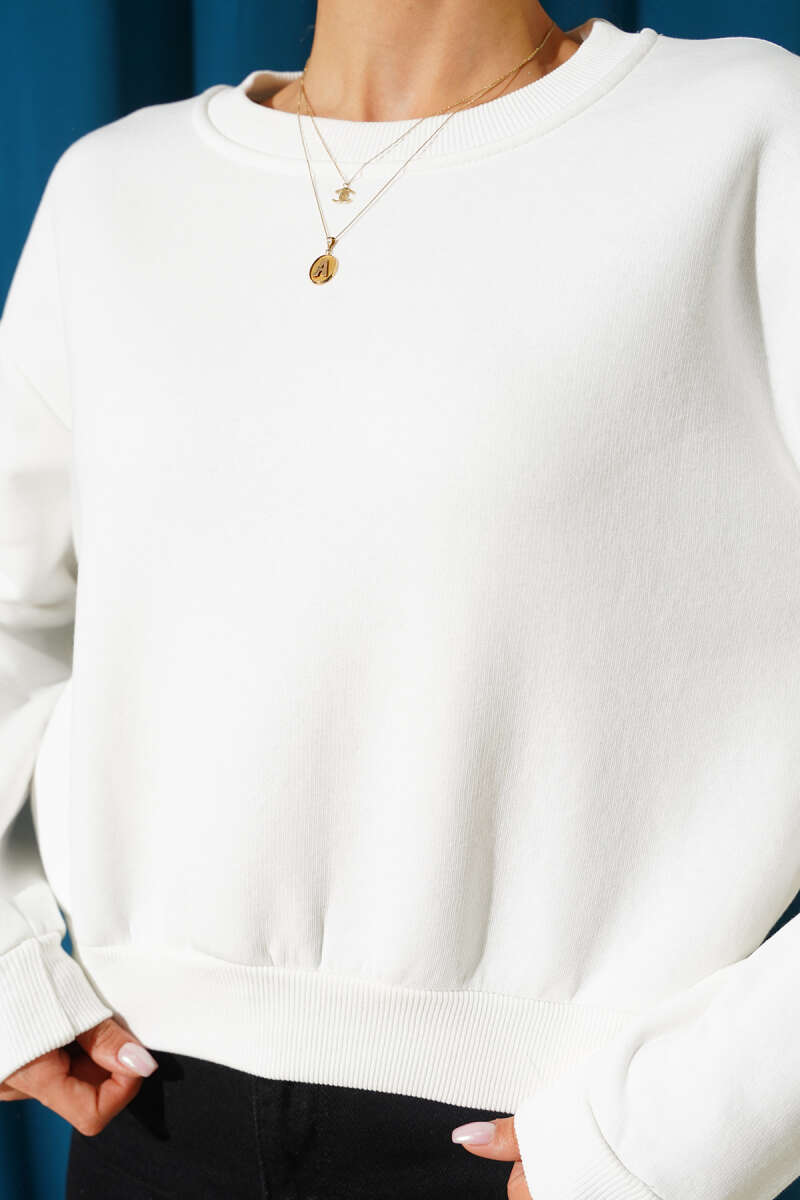 Basic Bisiklet Yaka Üç İp Sweatshirt