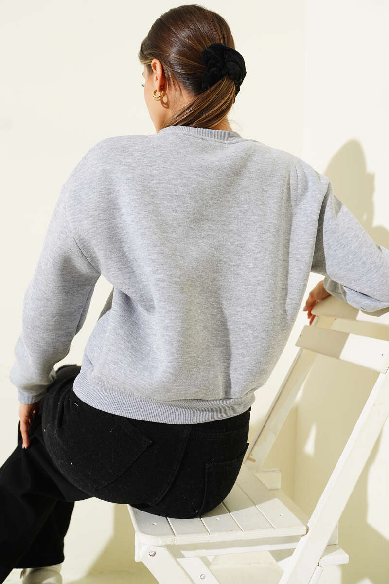 Basic Bisiklet Yaka Üç İp Sweatshirt