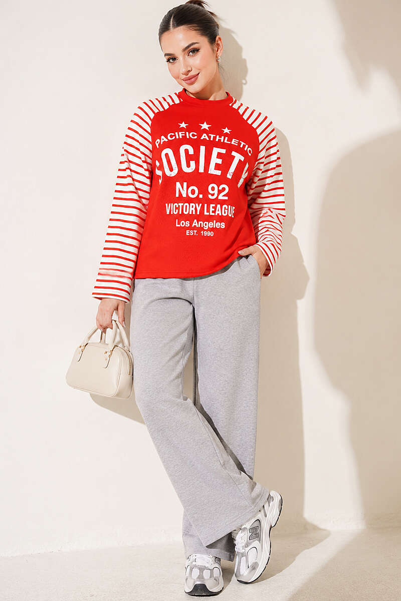 https://cdn.pazarium.com.tr/baskili-cizgi-detayli-sweatshirt-kirmizi-842326-20-B.jpg