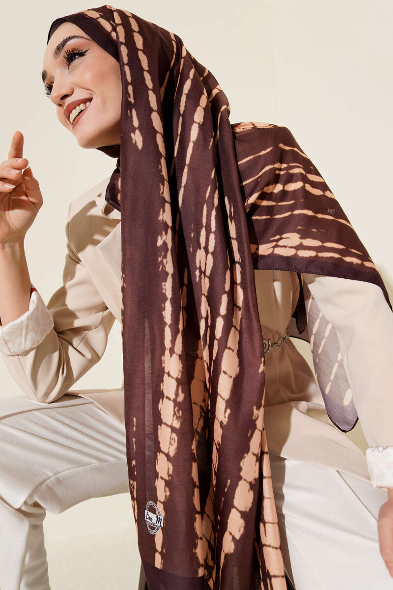 https://cdn.pazarium.com.tr/batik-akis-cizgili-soft-sal-kahve-738694-18-B.jpg