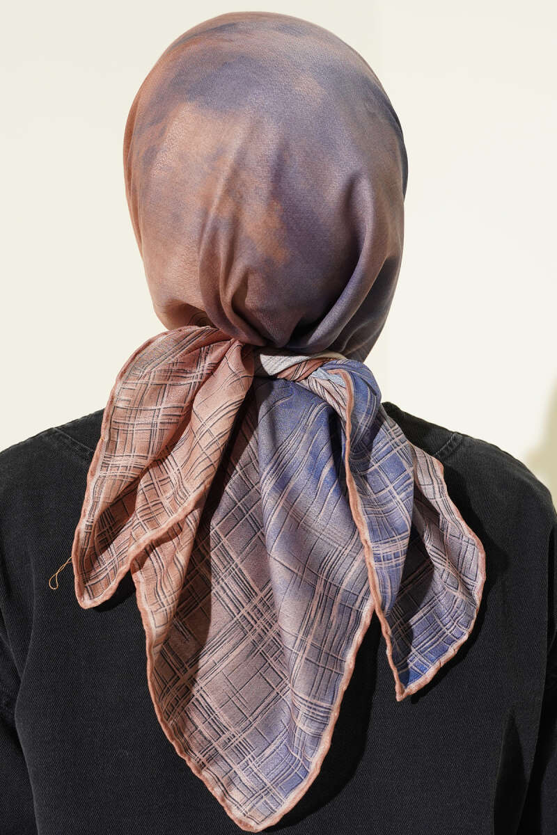 https://cdn.pazarium.com.tr/batik-desen-demore-esarp-camel-706905-17-B.jpg