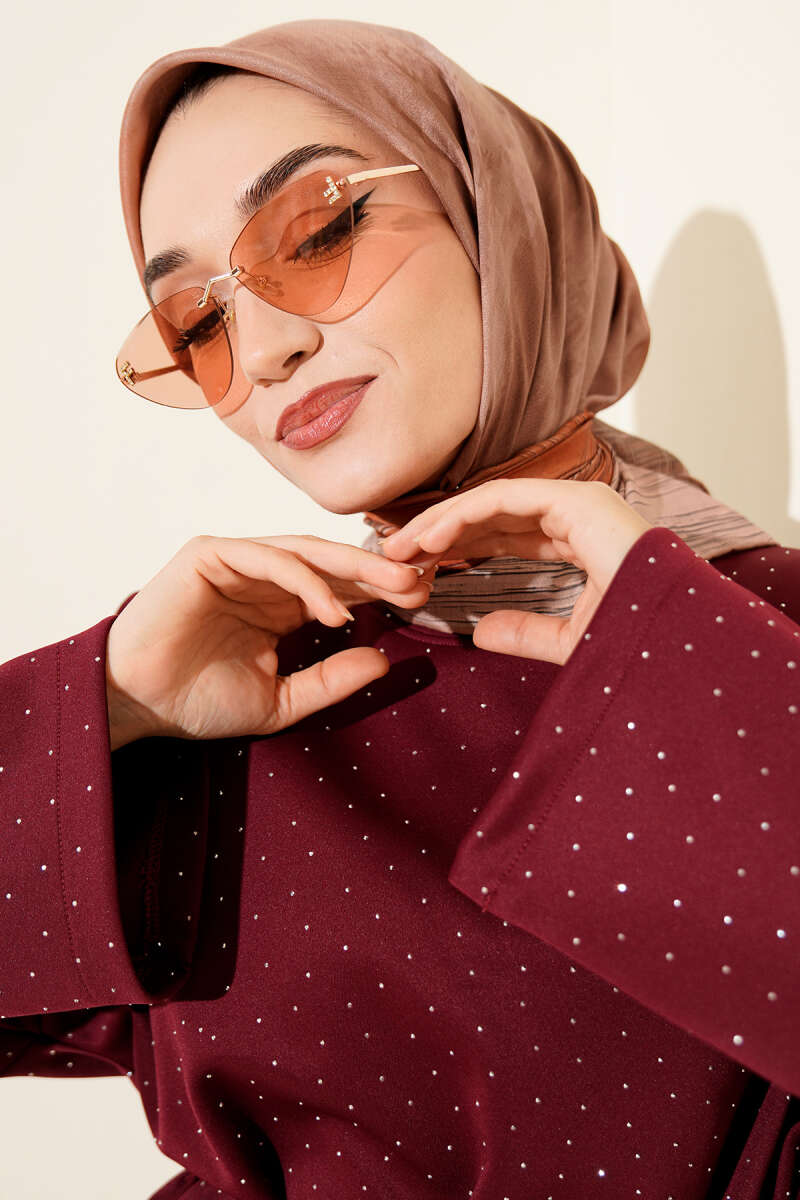 https://cdn.pazarium.com.tr/batik-desen-demore-esarp-latte-705122-17-B.jpg