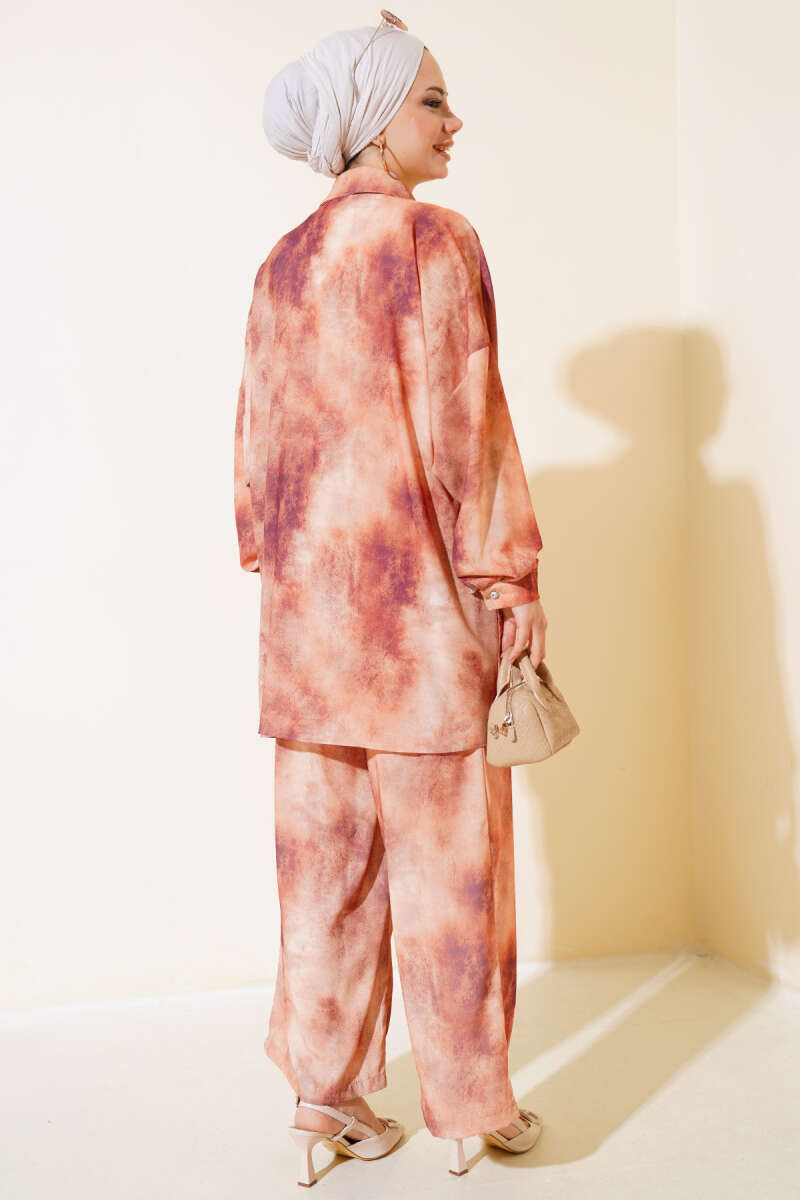 https://cdn.pazarium.com.tr/batik-desen-ikili-takim-camel-506066-11-B.jpg