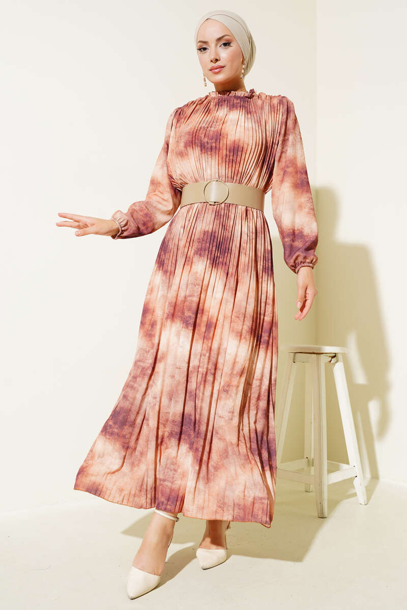 https://cdn.pazarium.com.tr/batik-desen-pileli-sifon-elbise-kahve-524370-12-B.jpg