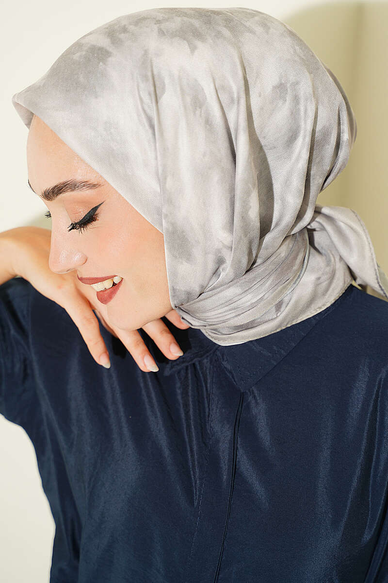 https://cdn.pazarium.com.tr/batik-desen-soft-esarp-kum-nefti-811147-20-B.jpg