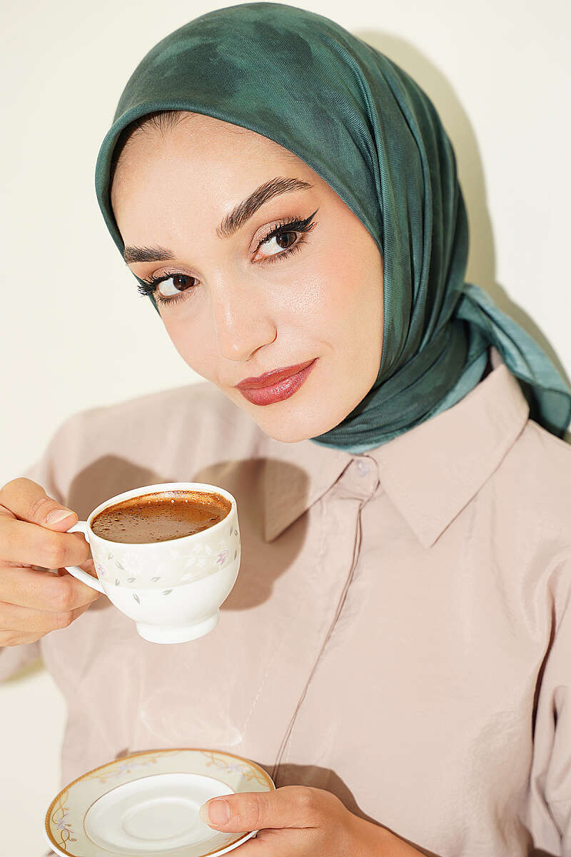 https://cdn.pazarium.com.tr/batik-desen-soft-esarp-kum-zumrut-811155-20-B.jpg