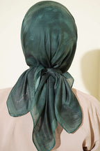 https://cdn.pazarium.com.tr/batik-desen-soft-esarp-kum-zumrut-811156-20-B.jpg