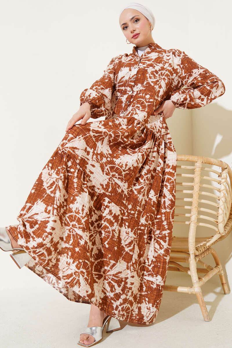 https://cdn.pazarium.com.tr/batik-desen-yarim-dugmeli-elbise-taba-585614-14-B.jpg