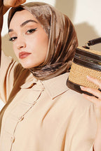 https://cdn.pazarium.com.tr/batik-desenli-soft-esarp-latte-813717-20-B.jpg