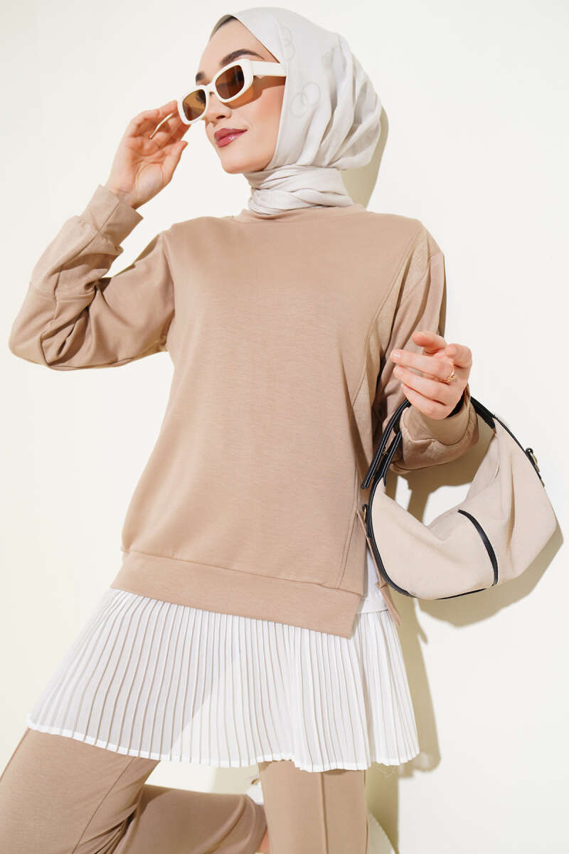 https://cdn.pazarium.com.tr/batik-detayli-ikili-takim-latte-584102-13-B.jpg