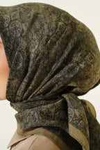 Batik Motifli Modal Eşarp Çağla Yeşili