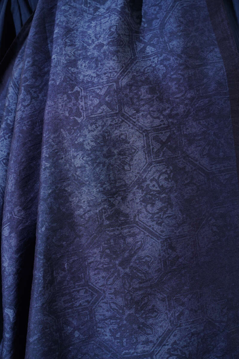 Batik Motifli Modal Şal Lacivert