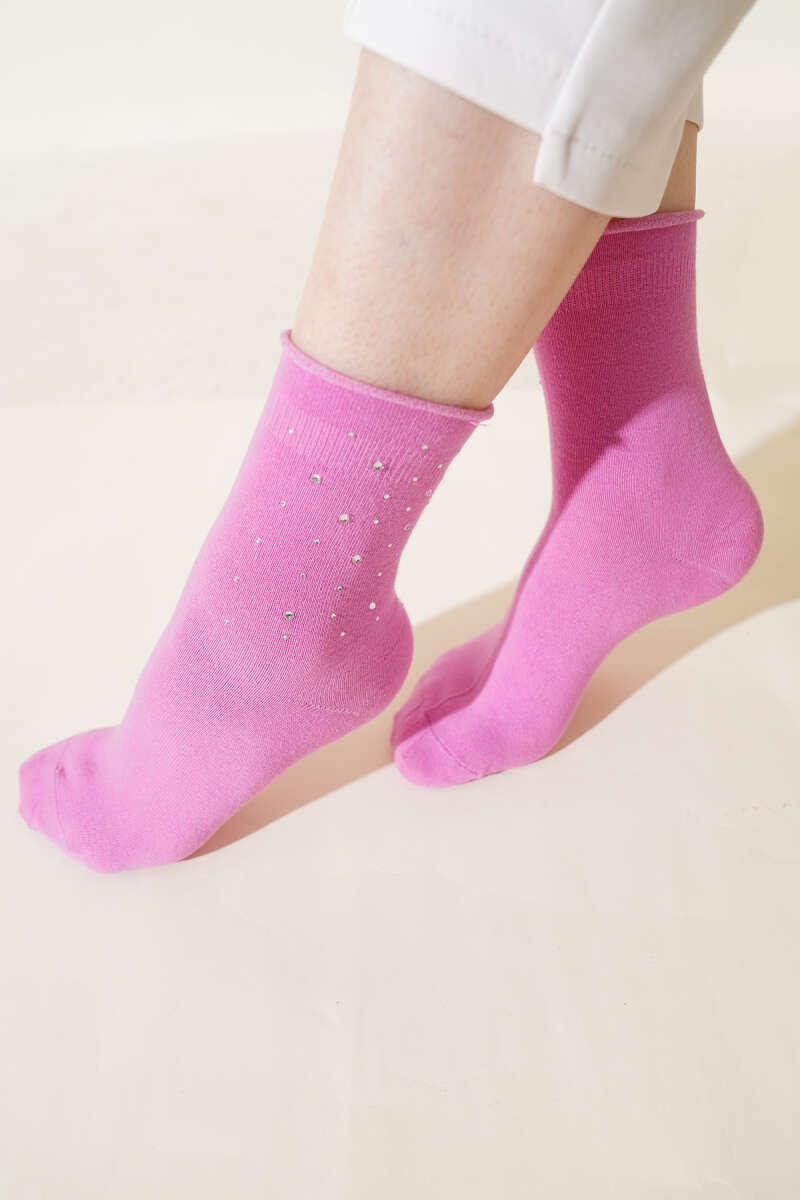 https://cdn.pazarium.com.tr/bayan-mini-tasli-soket-corap-pembe-640160-15-B.jpg