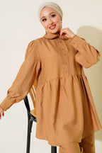 https://cdn.pazarium.com.tr/bebe-yaka-dantel-detayli-ikili-takim-camel-513328-12-B.jpg