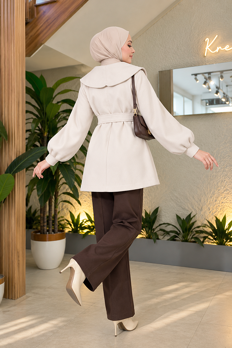 https://www.pazarium.com.tr/bebe-yaka-detayli-kase-kaban-tas-831024-16-B.png