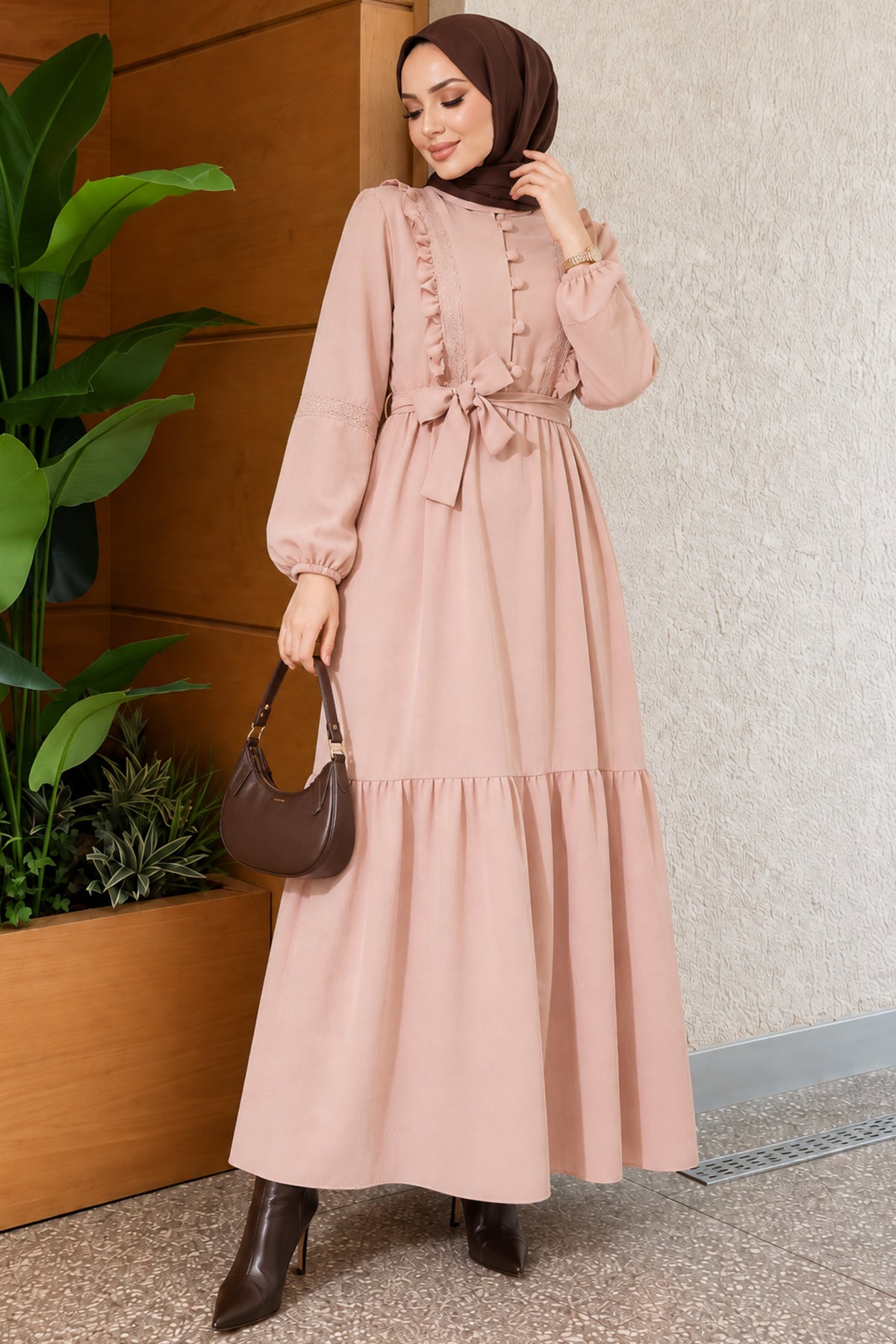 Brit - Robe boutonnée en guipure