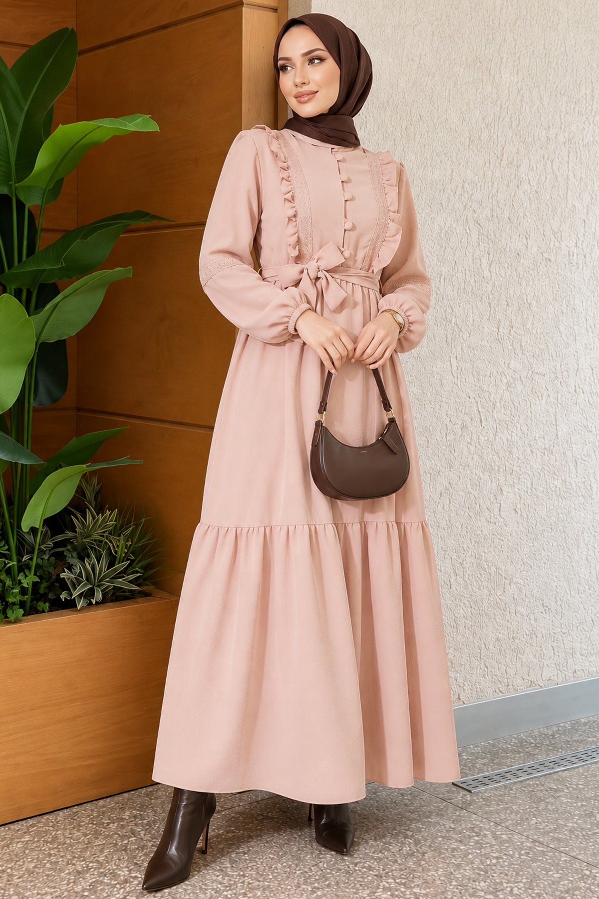 Brit - Robe boutonnée en guipure