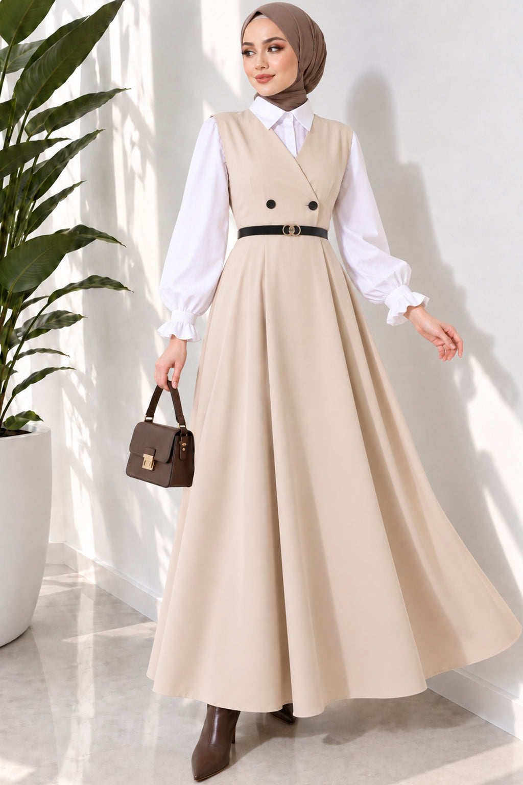 Vestido Jile con Cinturón y Cuello Cruzado Beige