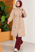 Quilted Waist Belt Fur Detailed Coat Beige
